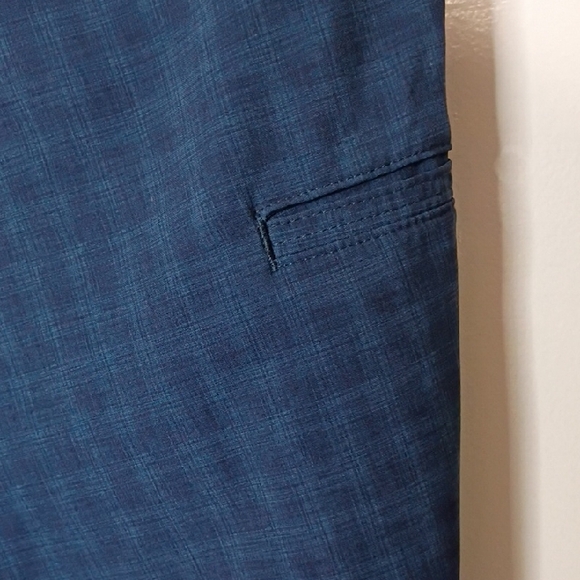 PGA Tour Men's Blue Patterned Shorts - Picture 9 of 12